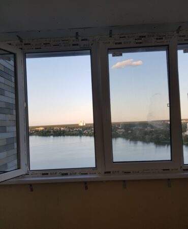 окна на лоджию